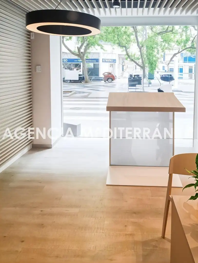 Oficina en venda en Gandia amb Aire condicionat i Moblat