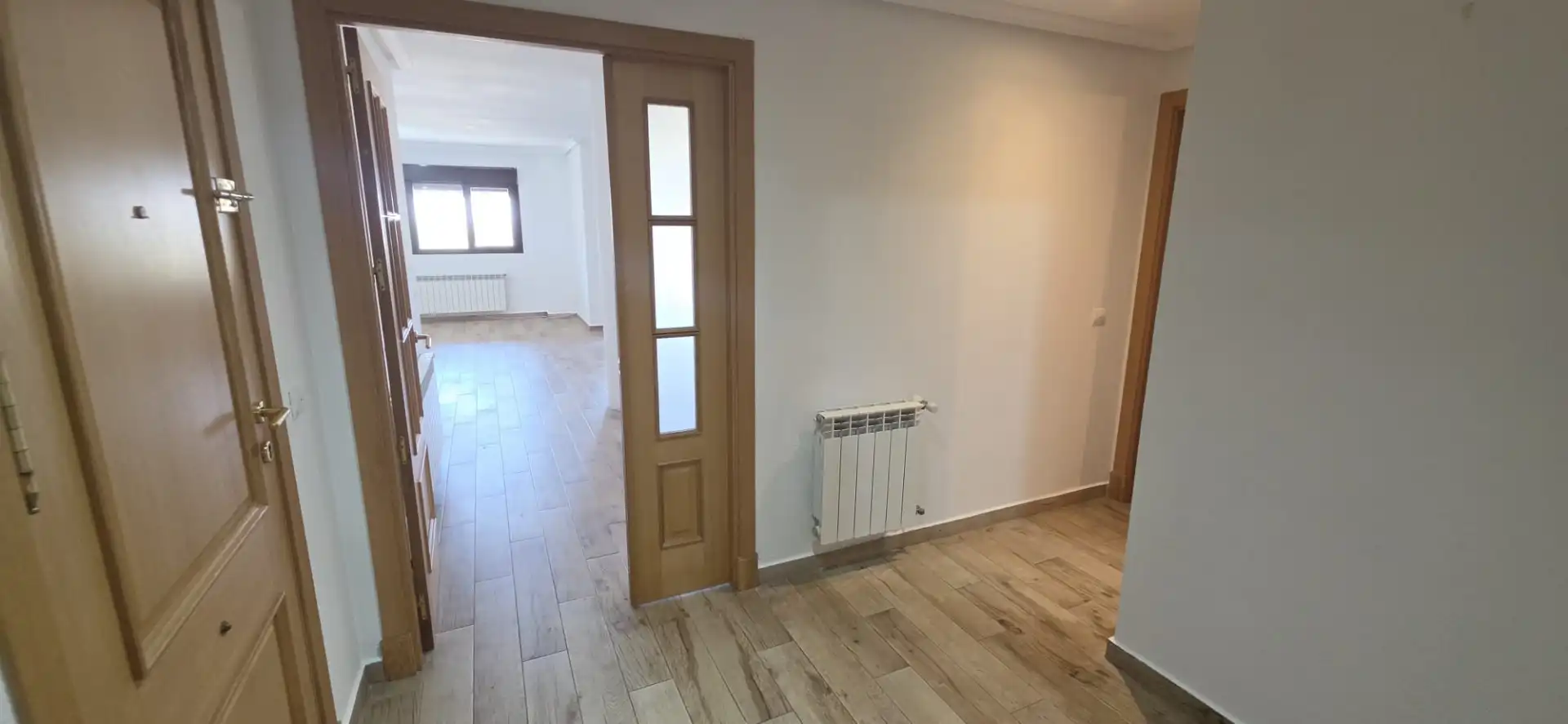Wohnung zum Verkauf in Seseña mit Klimaanlage, Heizung und Terrasse