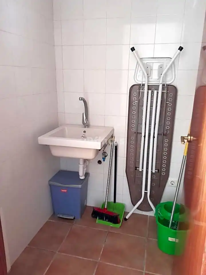 Estudi en venda a El mas, Cedrillas