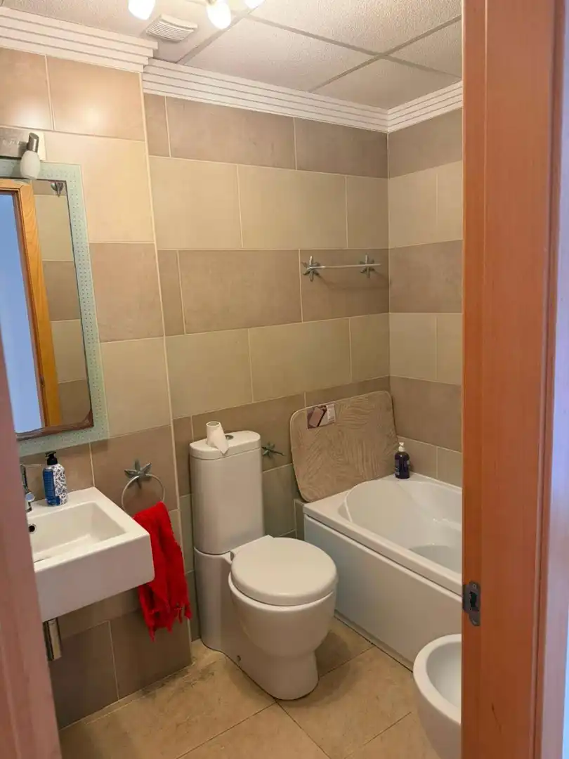 Bany de Apartament de lloguer en Cuevas del Almanzora amb Aire condicionat, Calefacció i Terrassa
