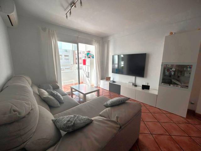 Piso en Venta en Plaza Ricardo Verdugo Landi, 2 en Girón - Las Delicias