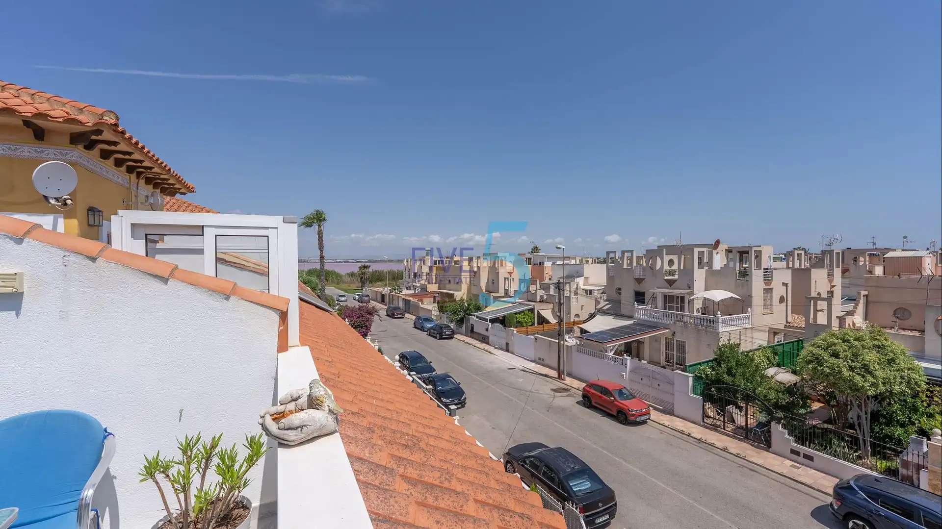 Vista exterior de Casa adosada en venta en Torrevieja con Aire acondicionado, Terraza y Piscina
