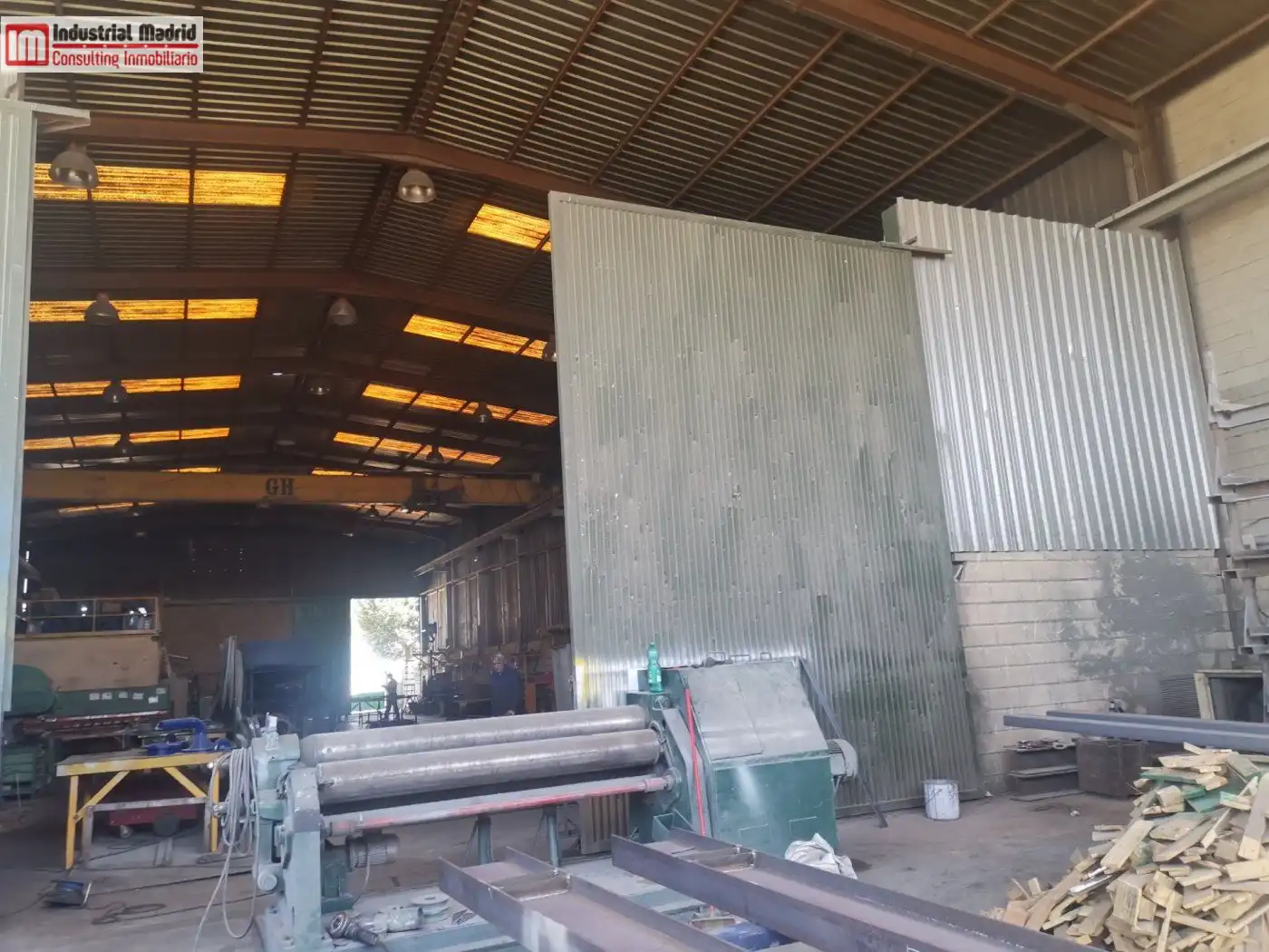 Nave industrial en venta en Velilla de San Antonio, imagen 3