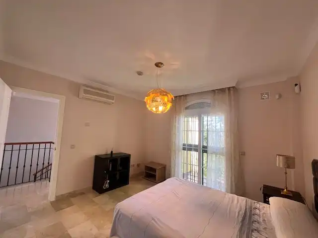 Schlafzimmer von Wohnung zur Miete in Ojén mit Klimaanlage, Heizung und Terrasse