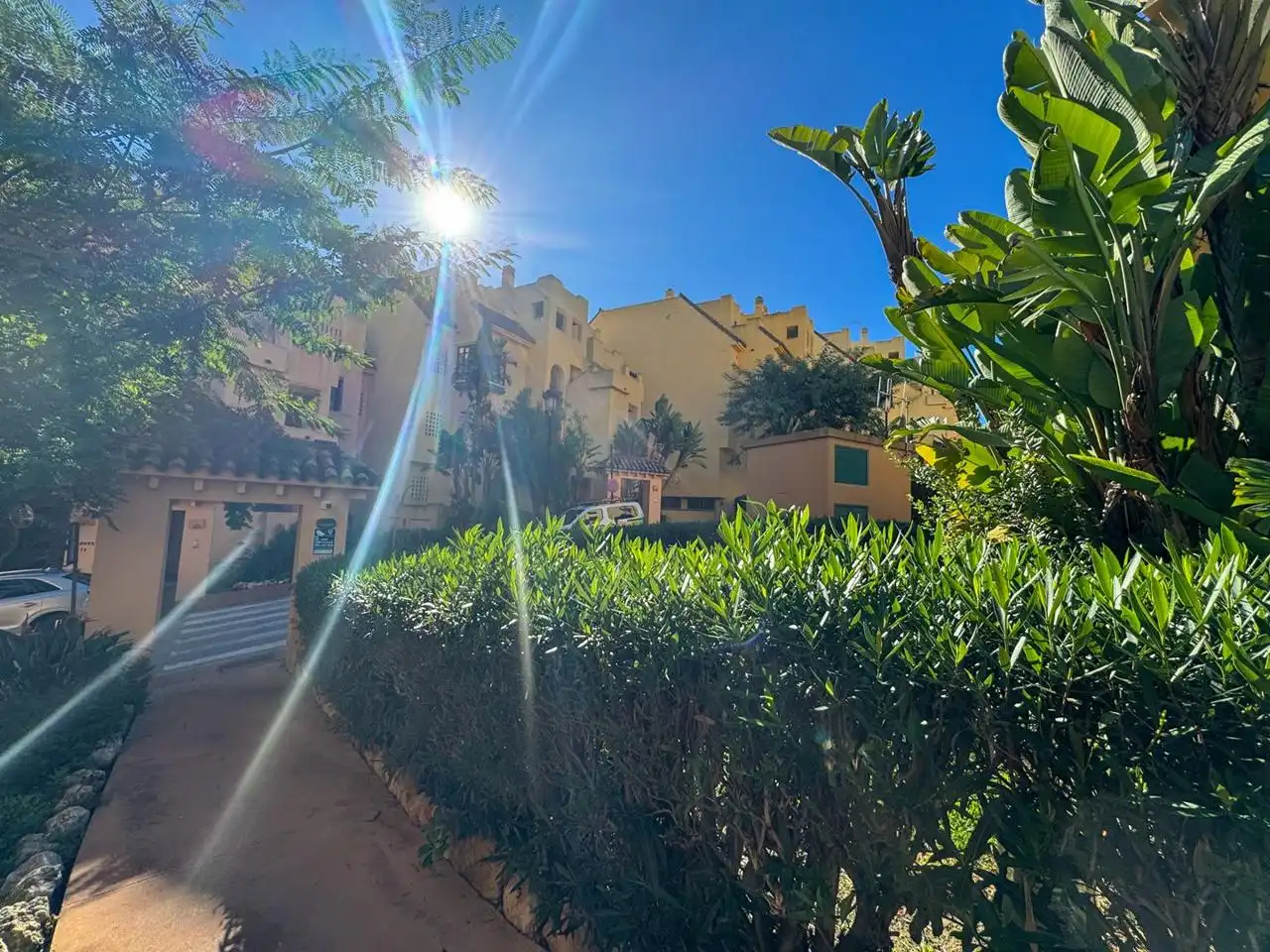 Vista exterior de Apartamento en venta en Manilva con Aire acondicionado, Calefacción y Terraza