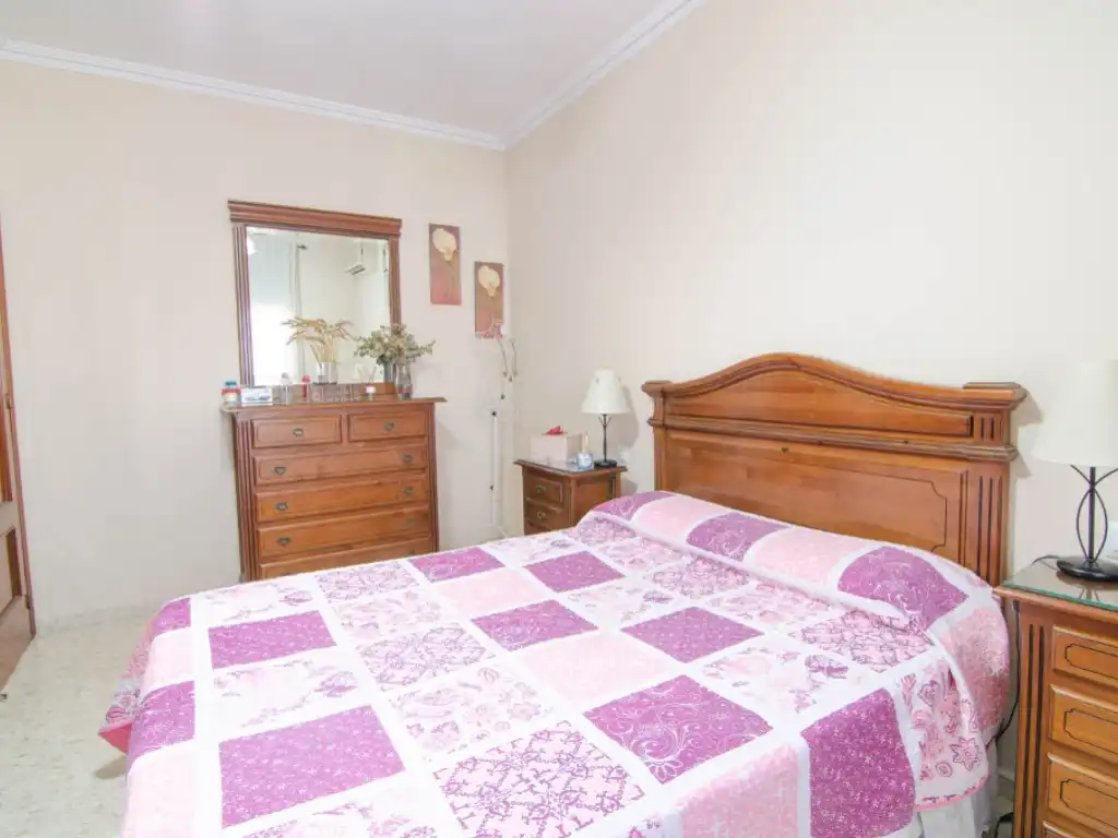 Dormitori de Casa o xalet en venda en La Rinconada
