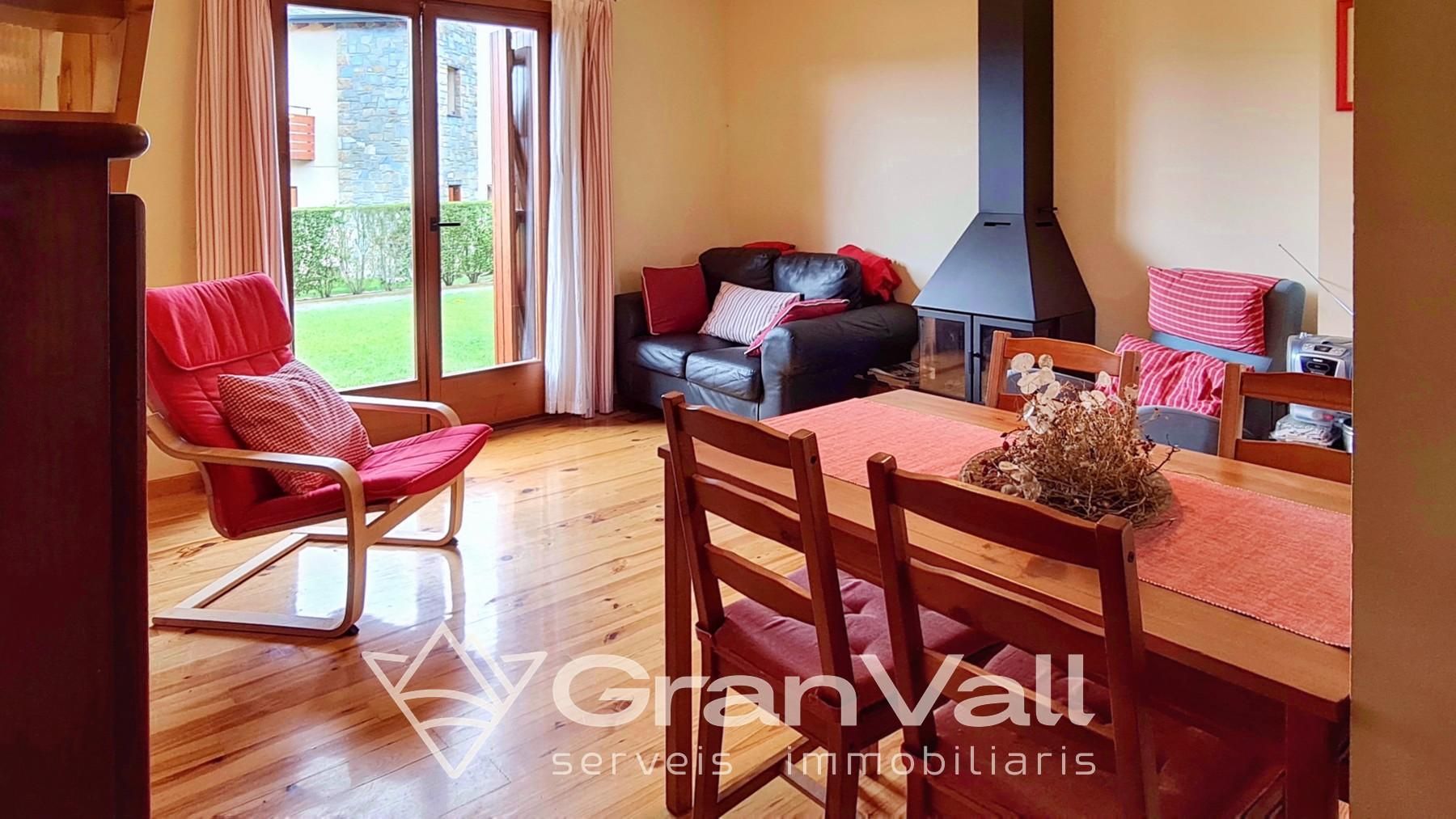 Sala de estar de Casa adosada en venta en Ur con Calefacción, Jardín privado y Terraza