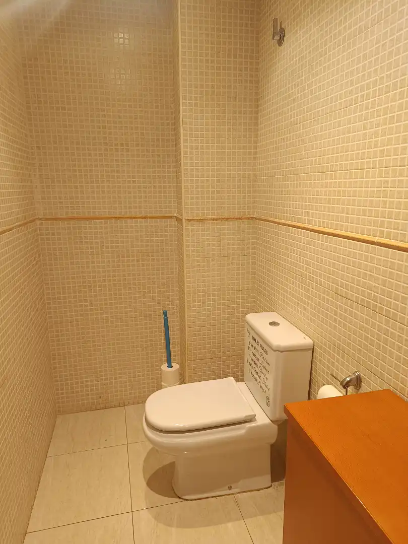 Bany de Edifici en venda en Cubelles amb Alarma