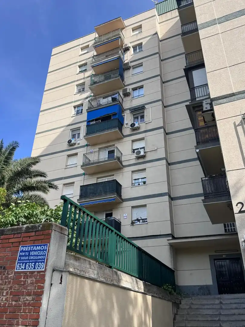 Vista exterior de Piso en venta en Madrid con Aire acondicionado, Calefacción y Terraza