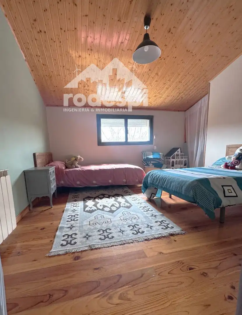 Bedroom of Houses for sale in Montederramo  with Heating, Storage room and Furnished