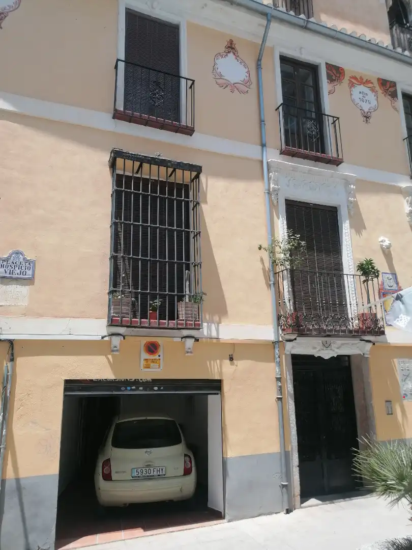 Vista exterior de Planta baja en venta en Granada con Parquet y Amueblado
