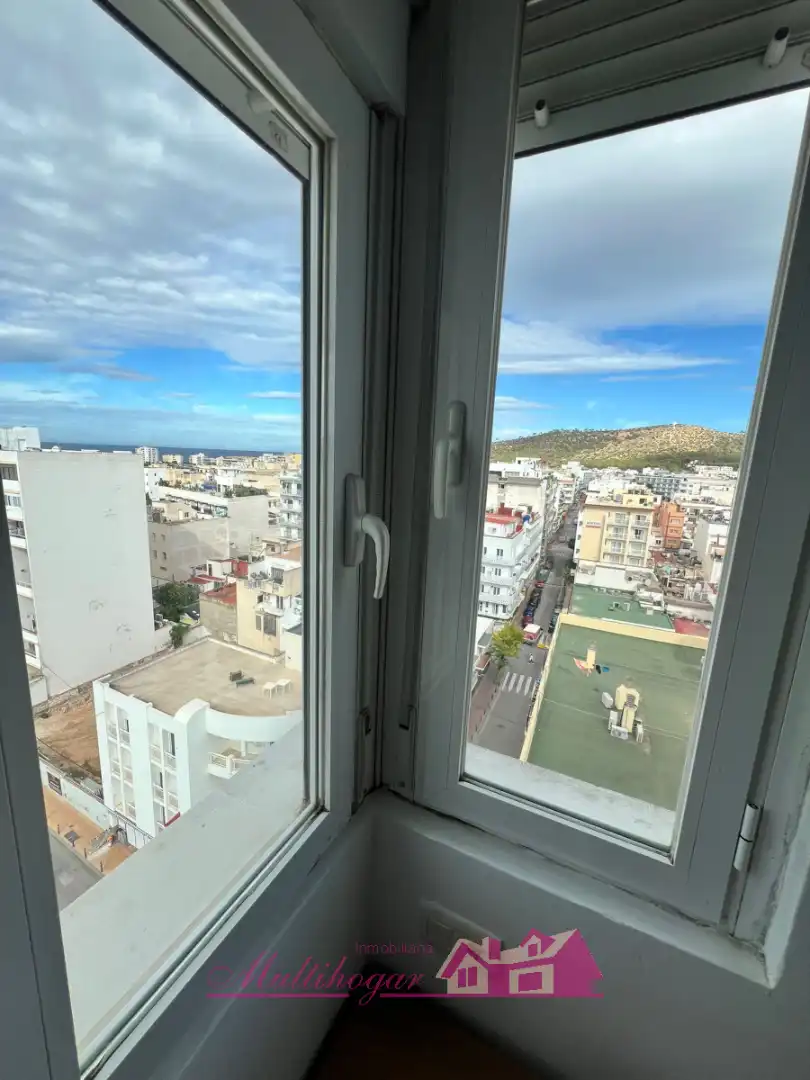 Vista exterior de Pis en venda en Sant Antoni de Portmany amb Aire condicionat, Calefacció i Terrassa