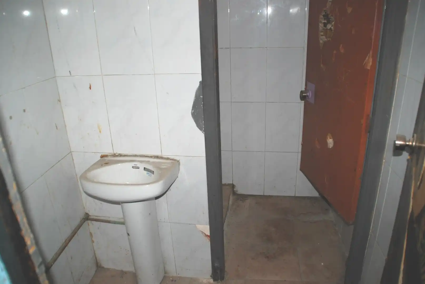 Local comercial en venda a Monzón, imagen 9