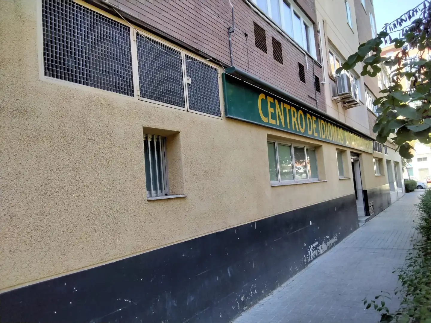 Geschaftsraum zur Miete in Calle Luis Álvarez Lencero, Pedanías de Badajoz