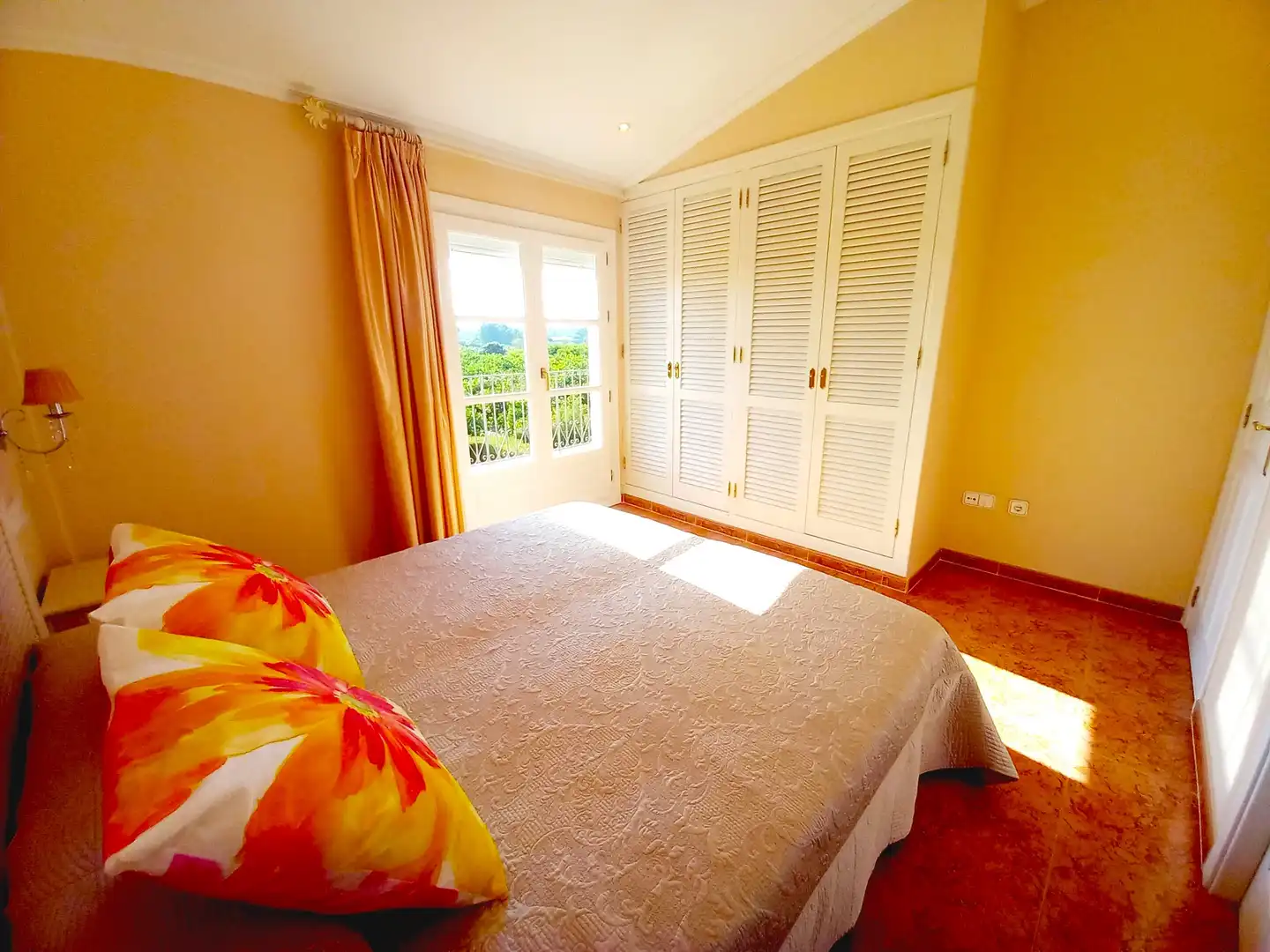 Bedroom of Houses for sale in L'Alfàs del Pi  with Air Conditioner, Private garden and Terrace