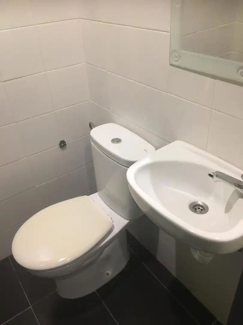 Baño de Local de alquiler en Madremanya