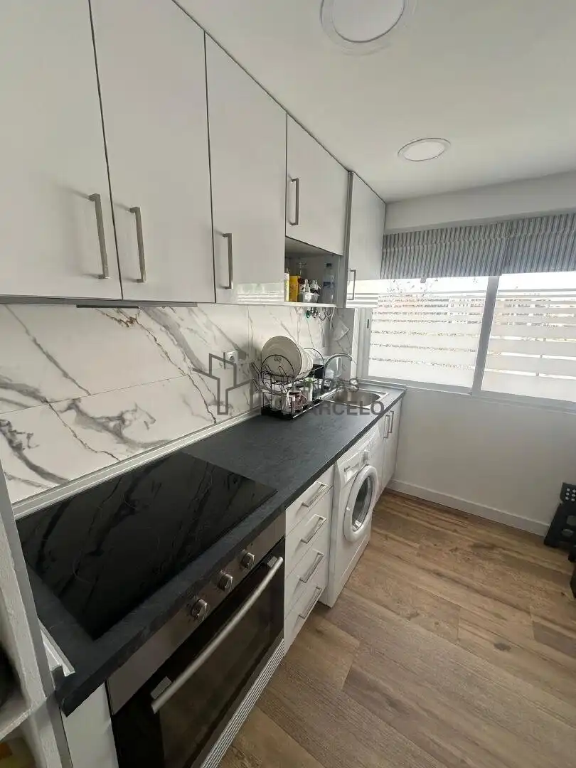 Flat for sale in Oliver