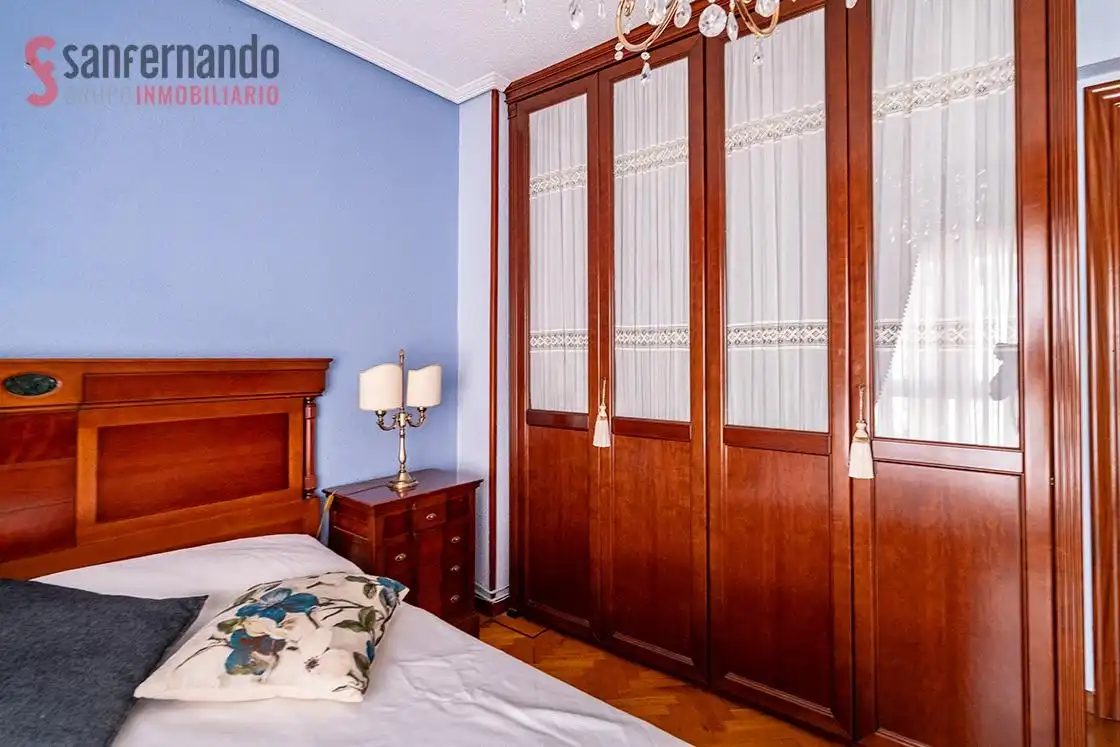 Habitación de Piso en venta en Santander con Calefacción y Trastero