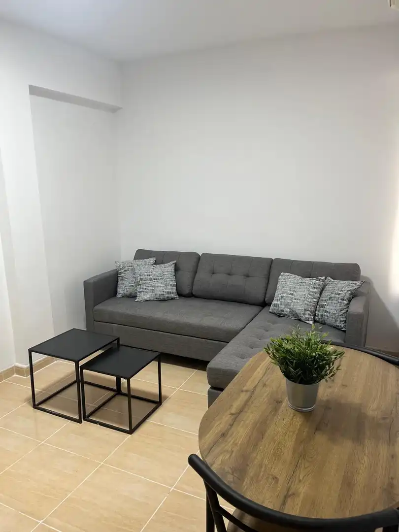 Wohnzimmer von Wohnung zur Miete in Córdoba mit Klimaanlage und Möbliert