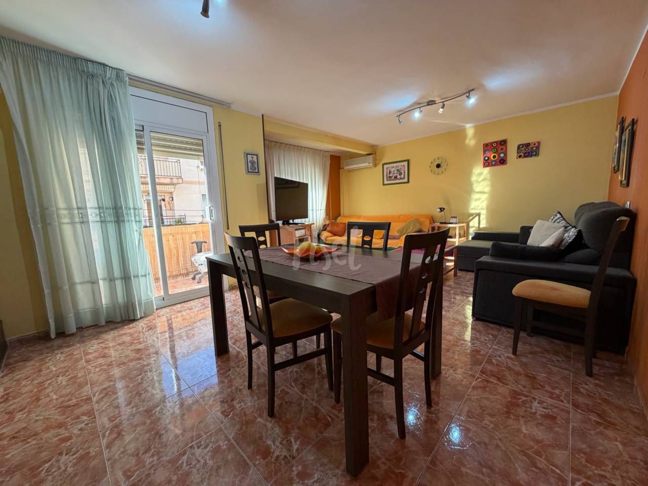 Vista exterior de Pis en venda en  Tarragona Capital amb Aire condicionat, Moblat i Balcó