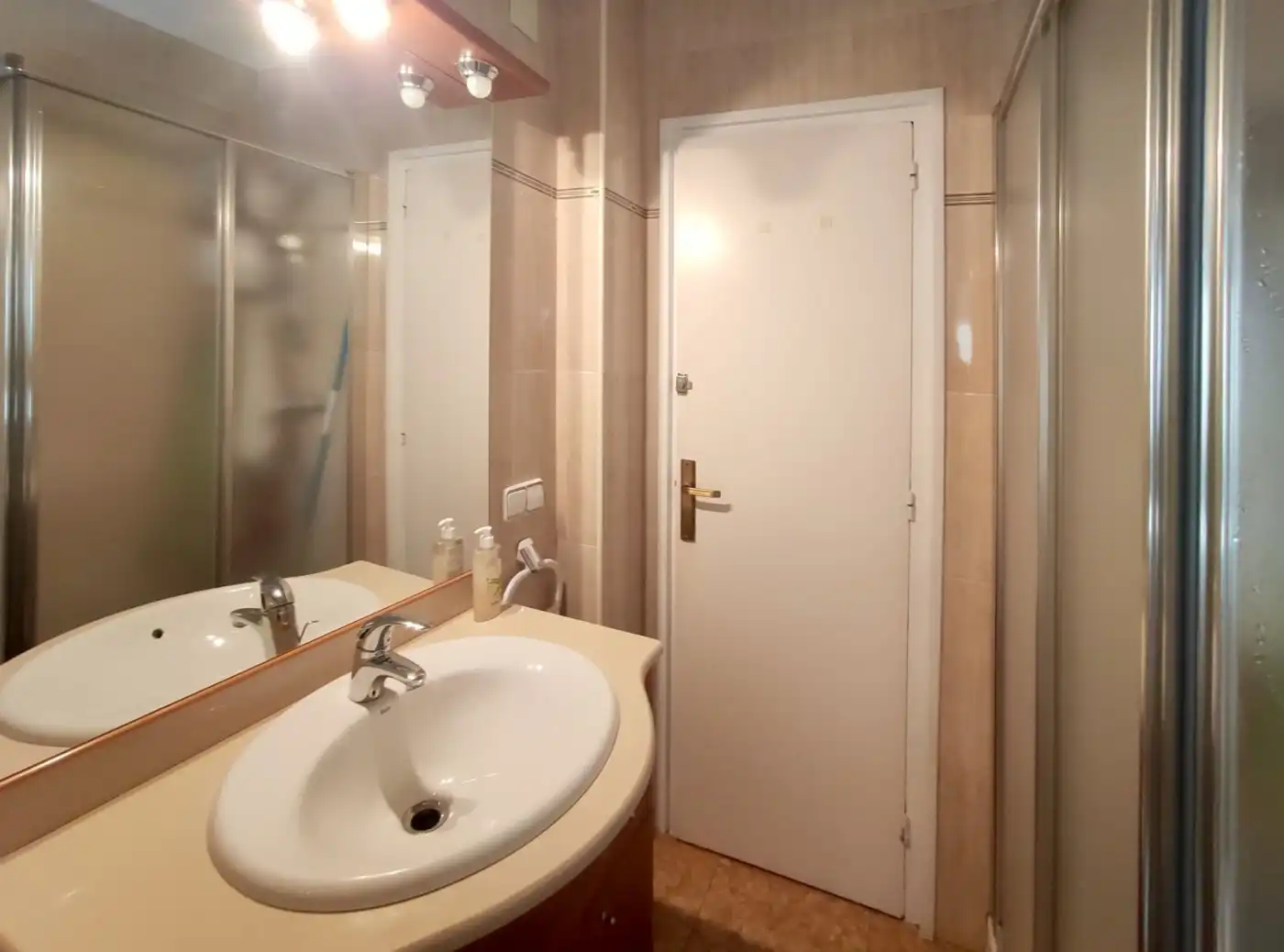 Bathroom of Flat for sale in Lleida  with Heating