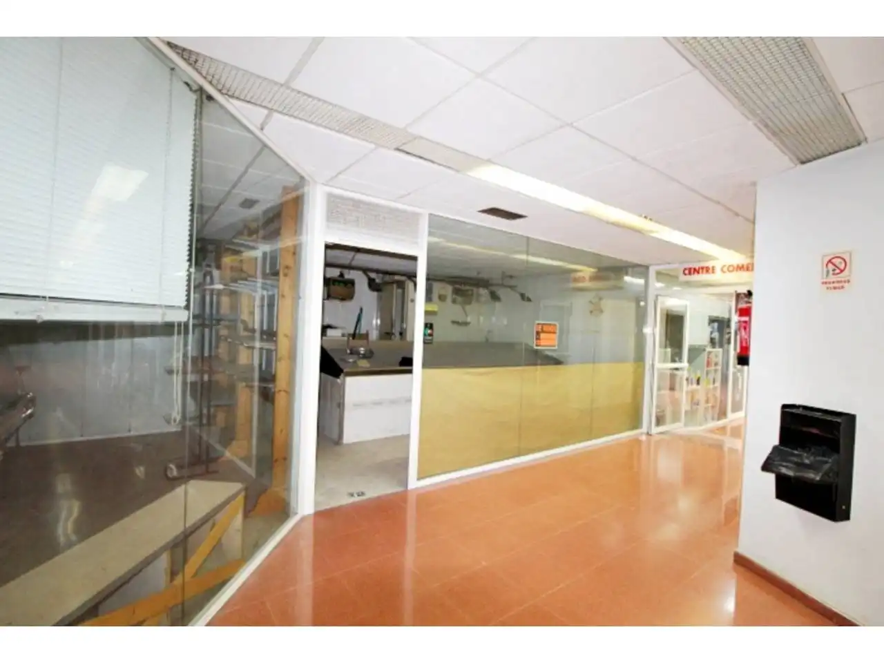 Business premises for sale in Avenida Sentmenat, imagen 6