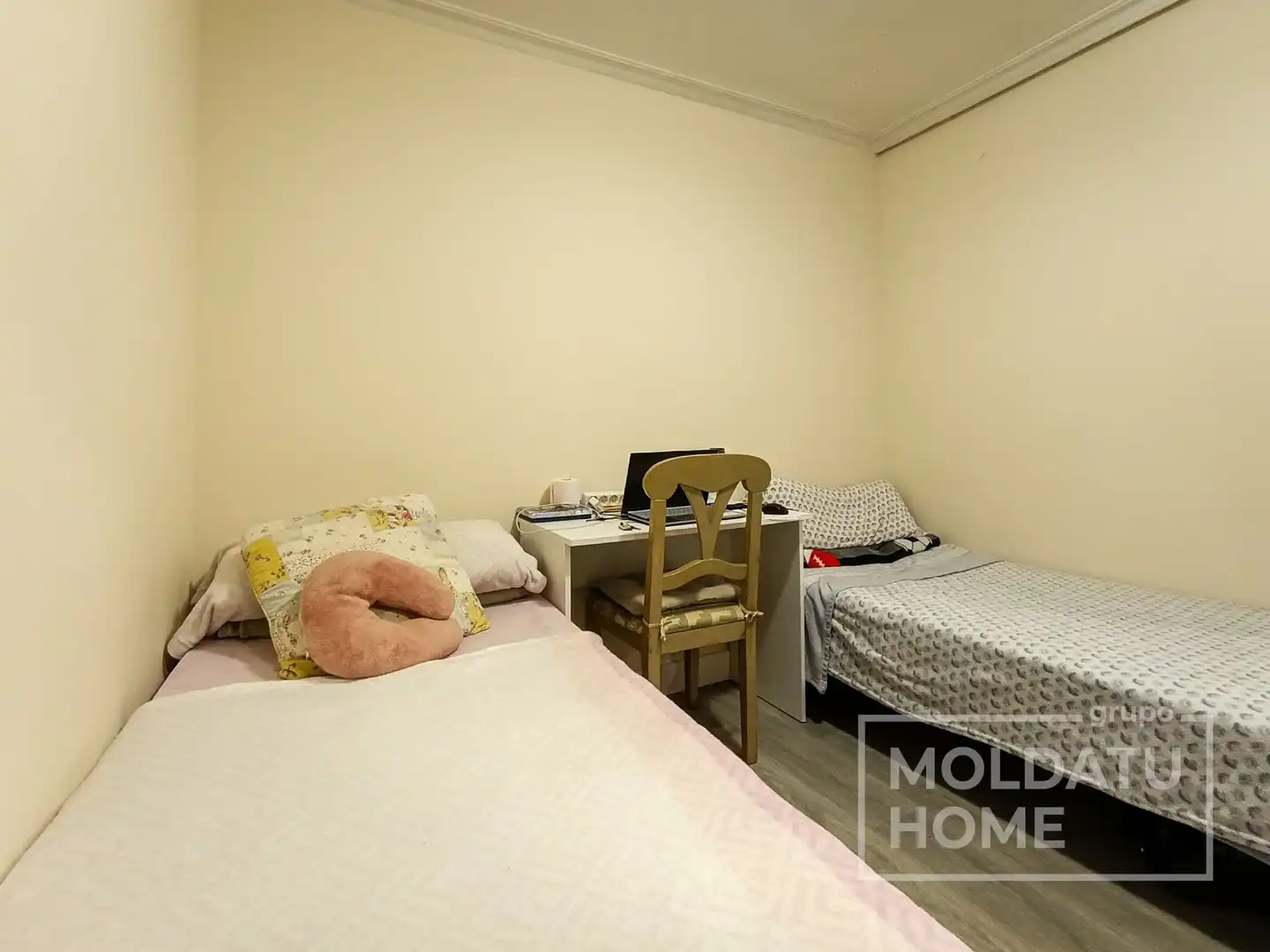Bedroom of Flat for sale in Irun   with Furnished