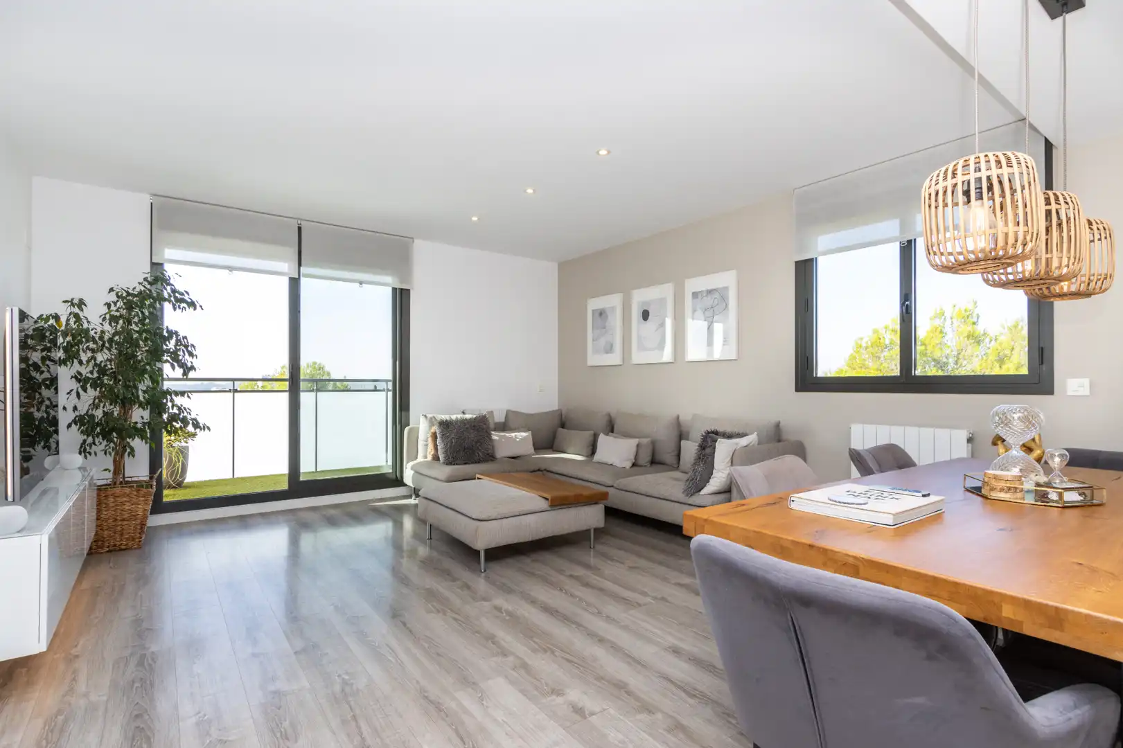 Piso con piscina en venta en Carrer de Copenhaguen, imagen 2