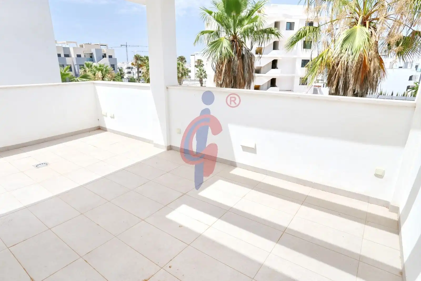 Terrassa de Casa adosada en venda en Guardamar del Segura amb Aire condicionat, Jardí privat i Terrassa