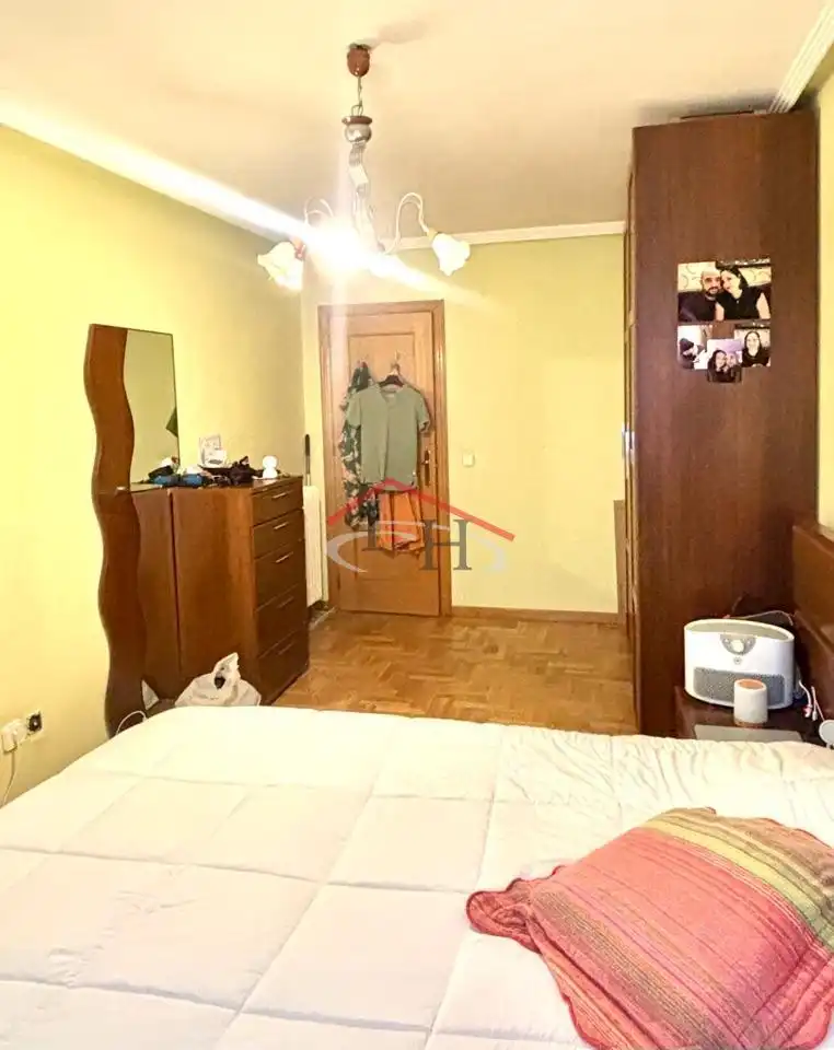 Schlafzimmer von Wohnung zum Verkauf in San Andrés del Rabanedo mit Heizung, Parkett und Abstellraum