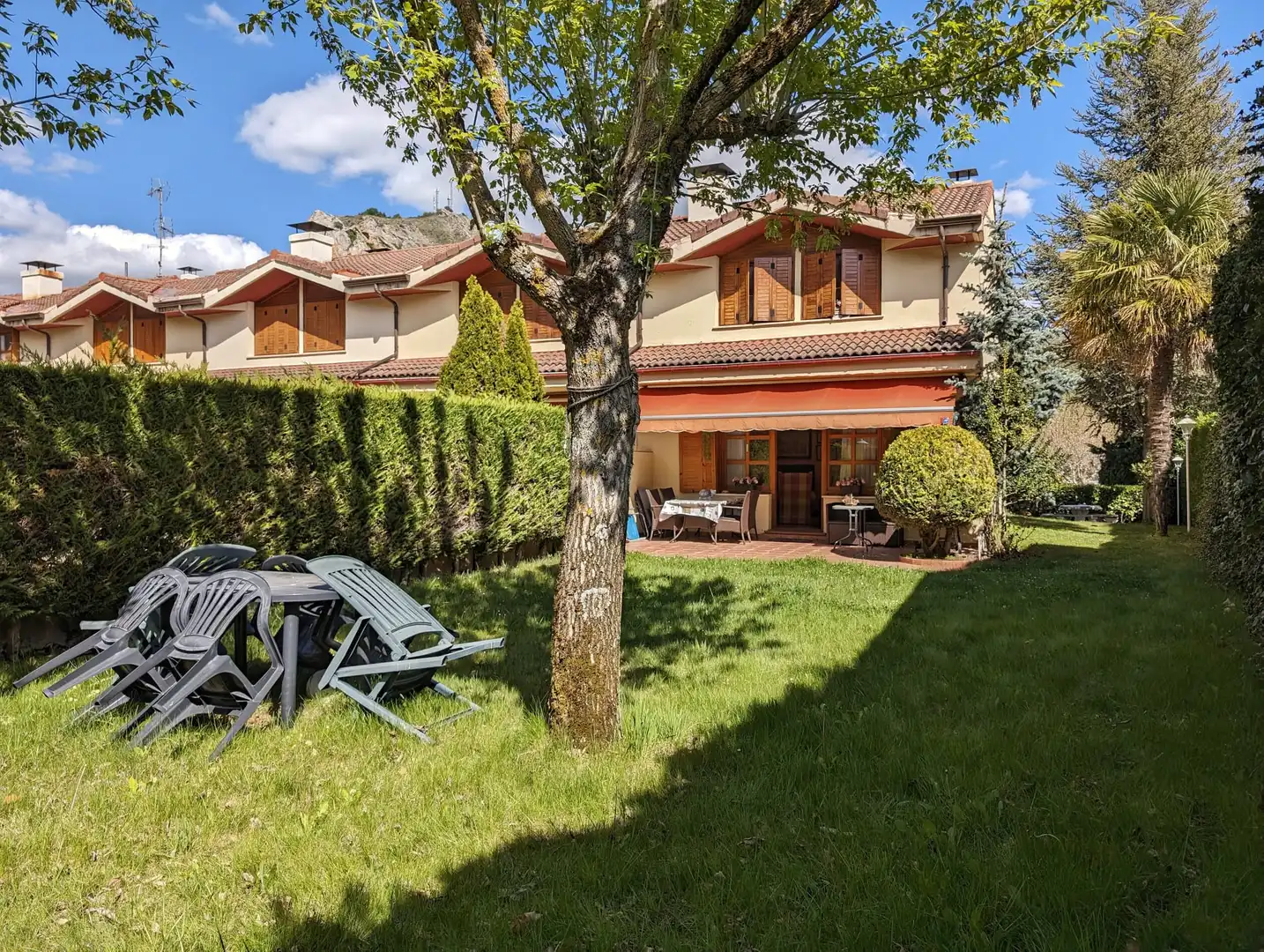 Jardí de Casa o xalet en venda en Ezcaray amb Calefacció, Jardí privat i Terrassa