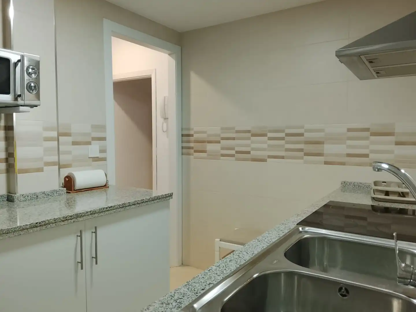 Kitchen of Flat for rent in Córdoba  with Air Conditioner, Terrace and Furnished
