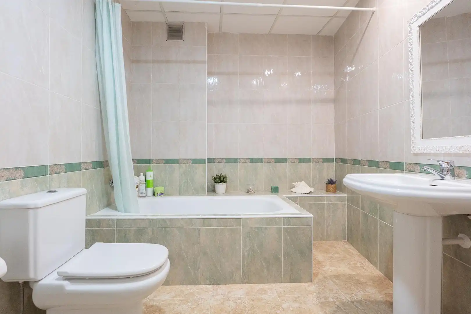 Bathroom of Flat for sale in Deltebre, Tarragona