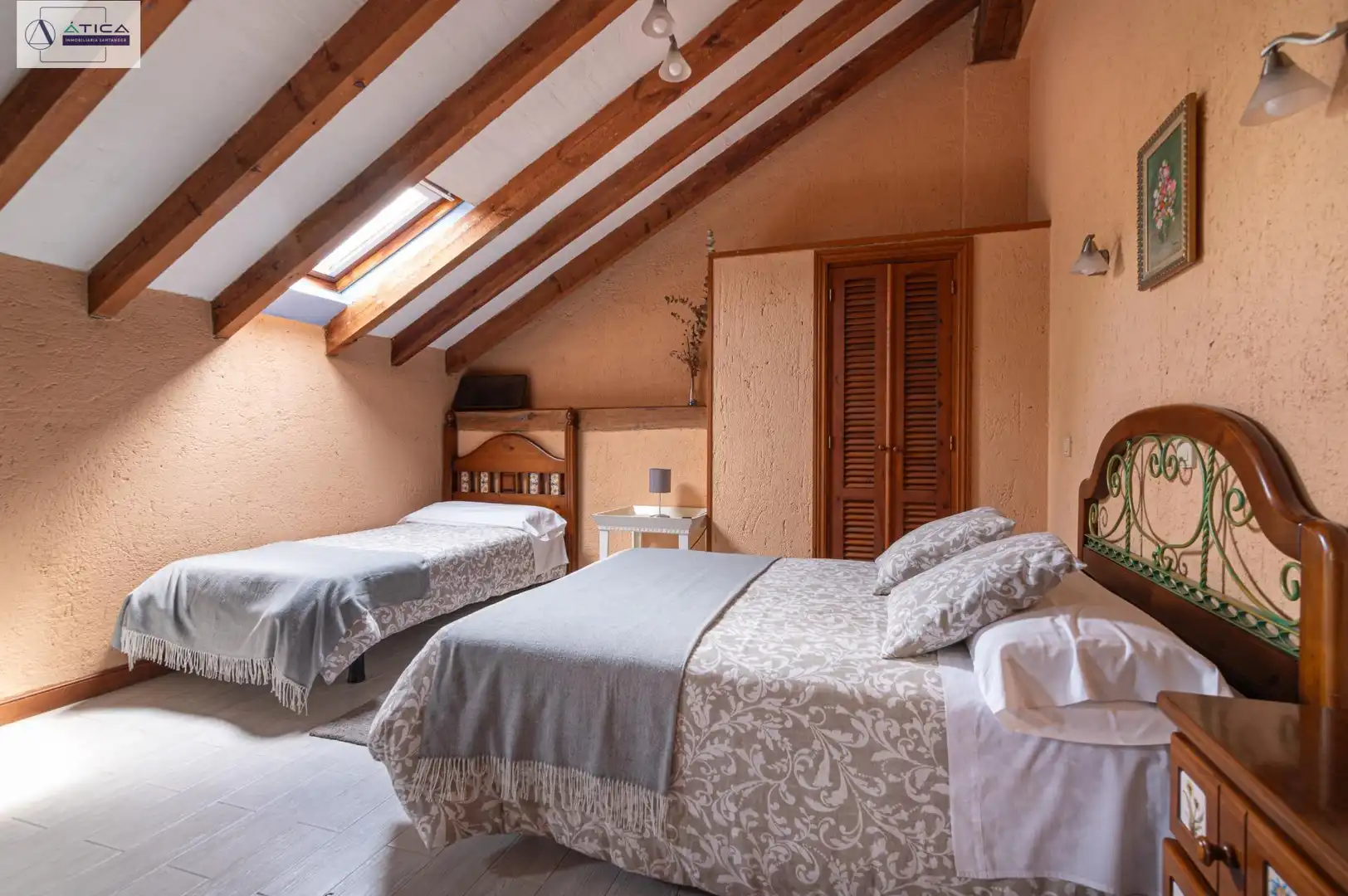 Habitación de Edificio en venta en Valle de Valdebezana