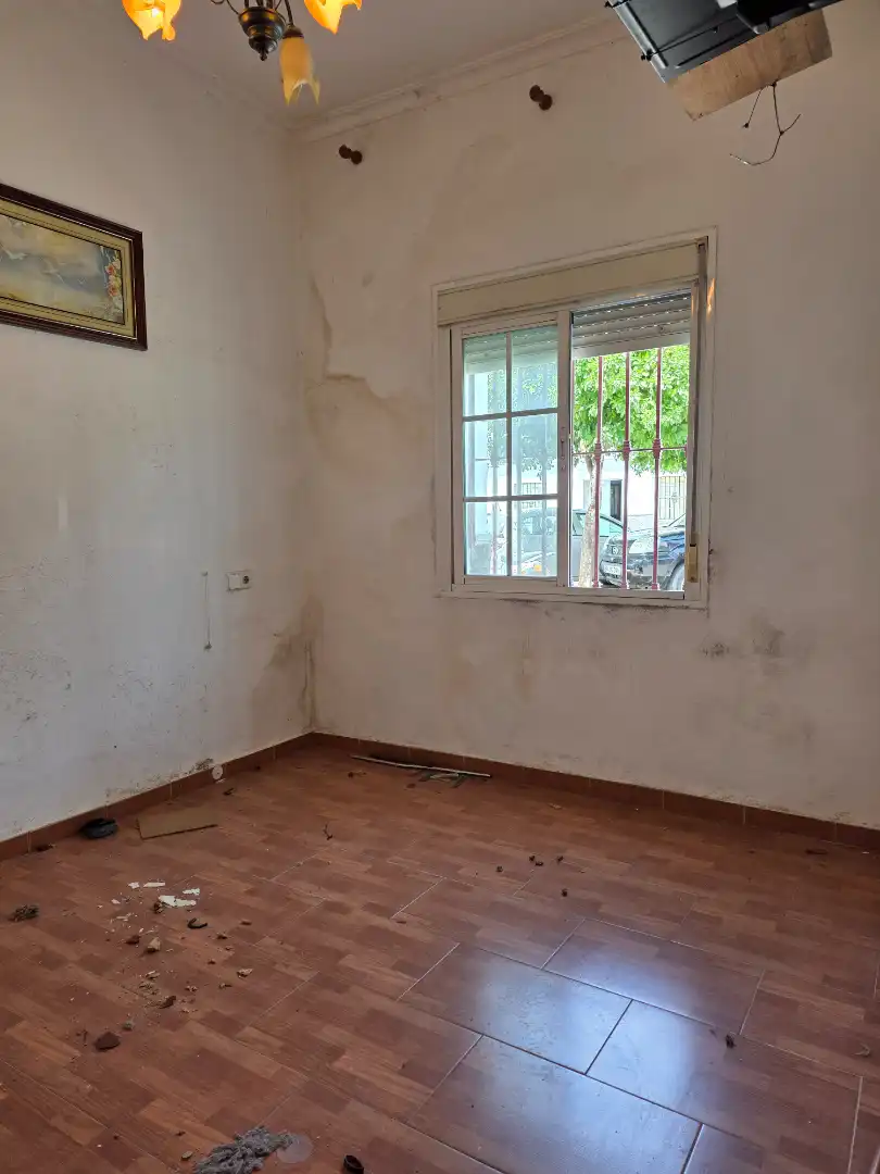 Bedroom of Houses for sale in Utrera