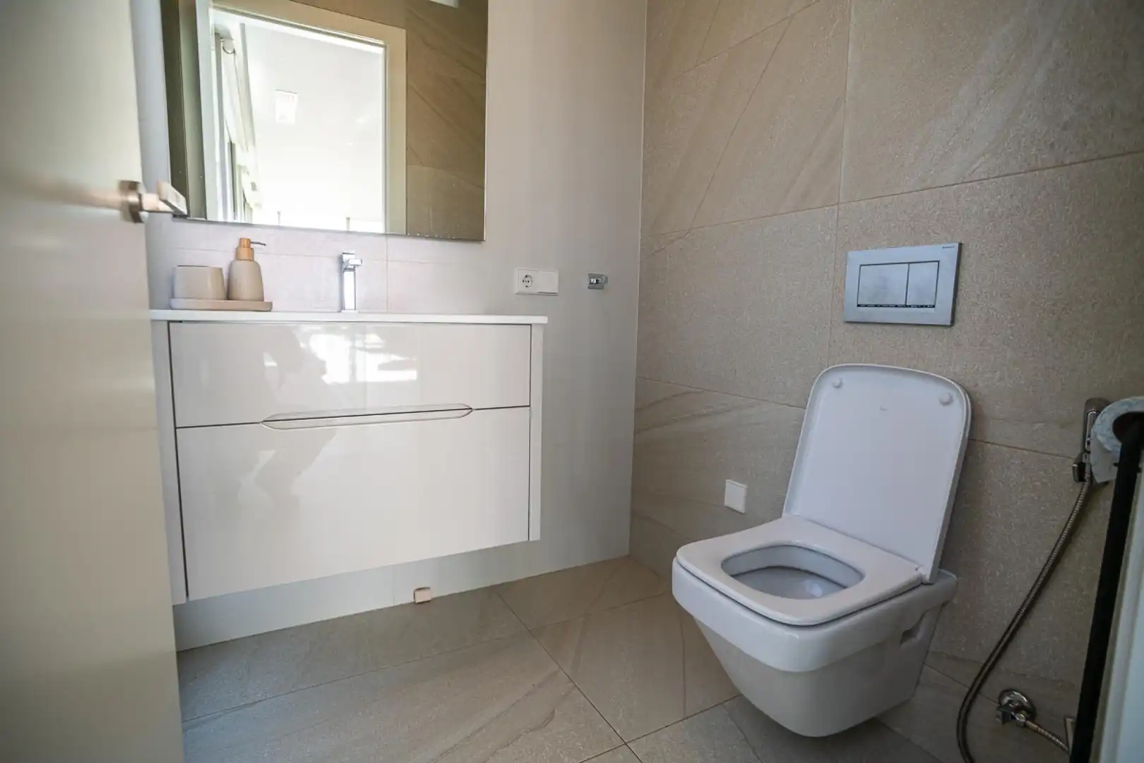 Apartamento con terraza en venta en Calle colinas golf, imagen 23