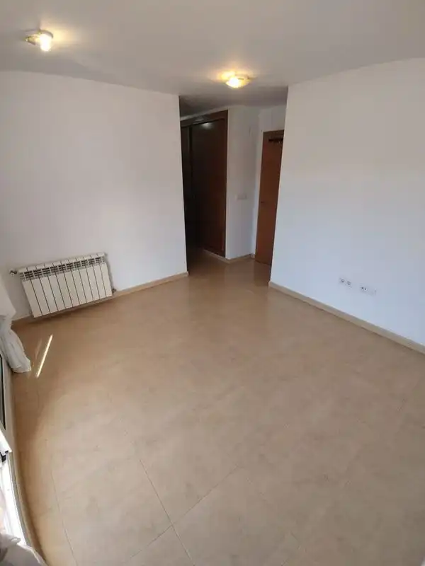 Dormitori de Casa adosada en venda en Torre-Pacheco amb Terrassa, Moblat i Balcó