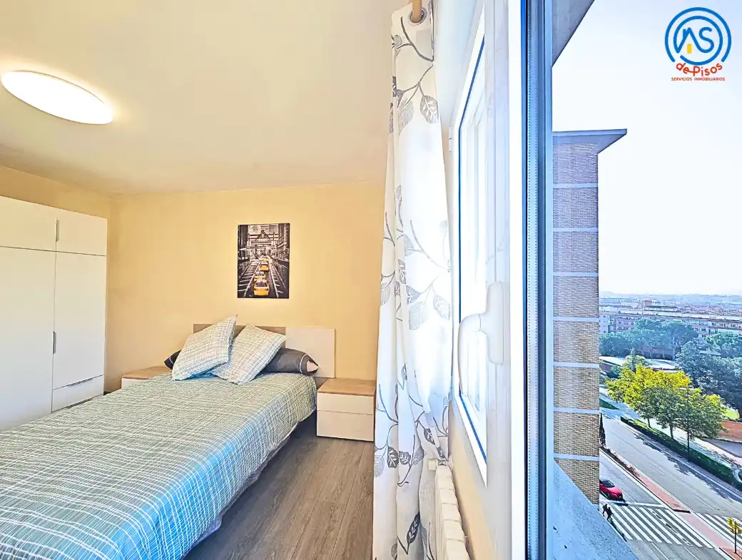 Wohnung zur Miete in Zaragoza, Zaragoza