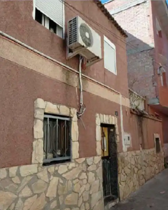 Semi-detached house for sale in C/ Campinya