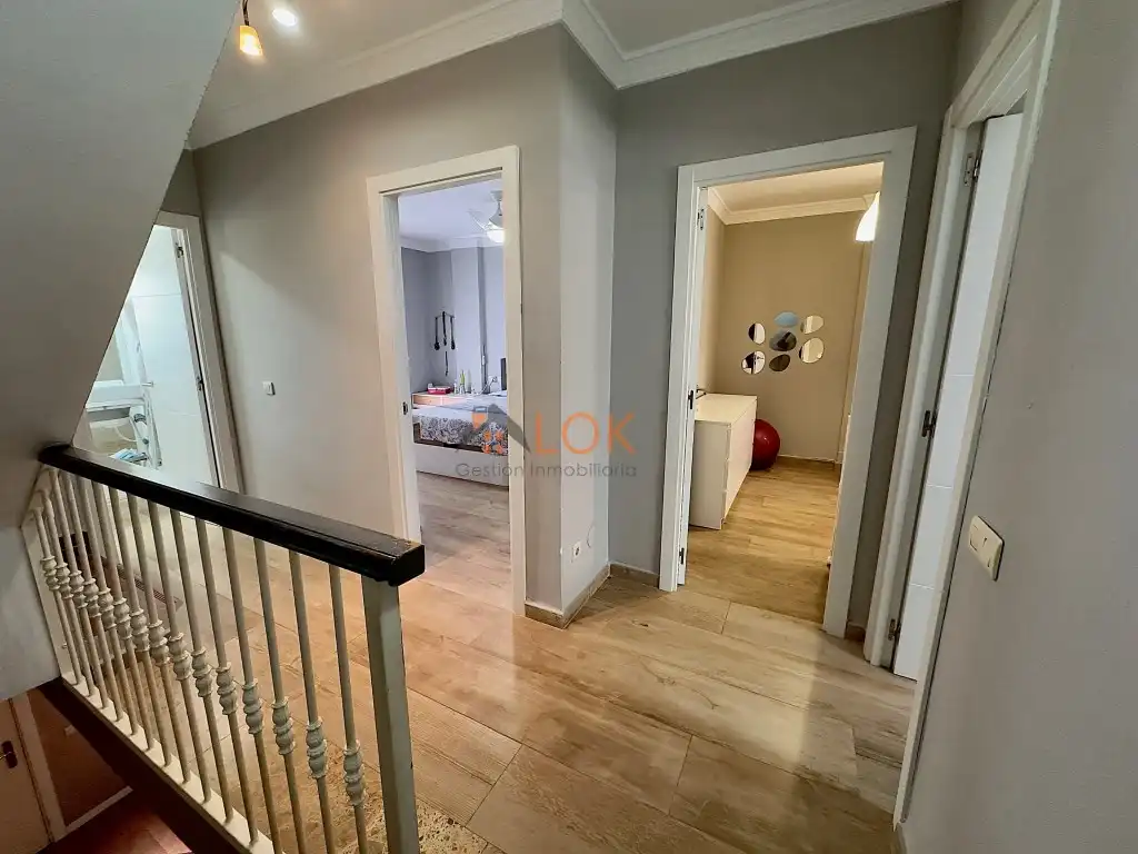 Houses for sale in Calle Antonio Jose Velasco, Churriana - El Pizarrillo - La Noria-Guadalsol