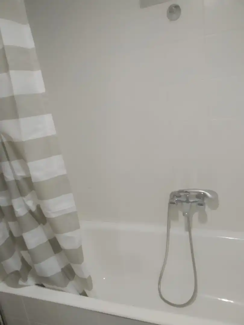 Badezimmer von Einfamilien-Reihenhaus zum Verkauf in Belorado mit Heizung, Terrasse und Abstellraum