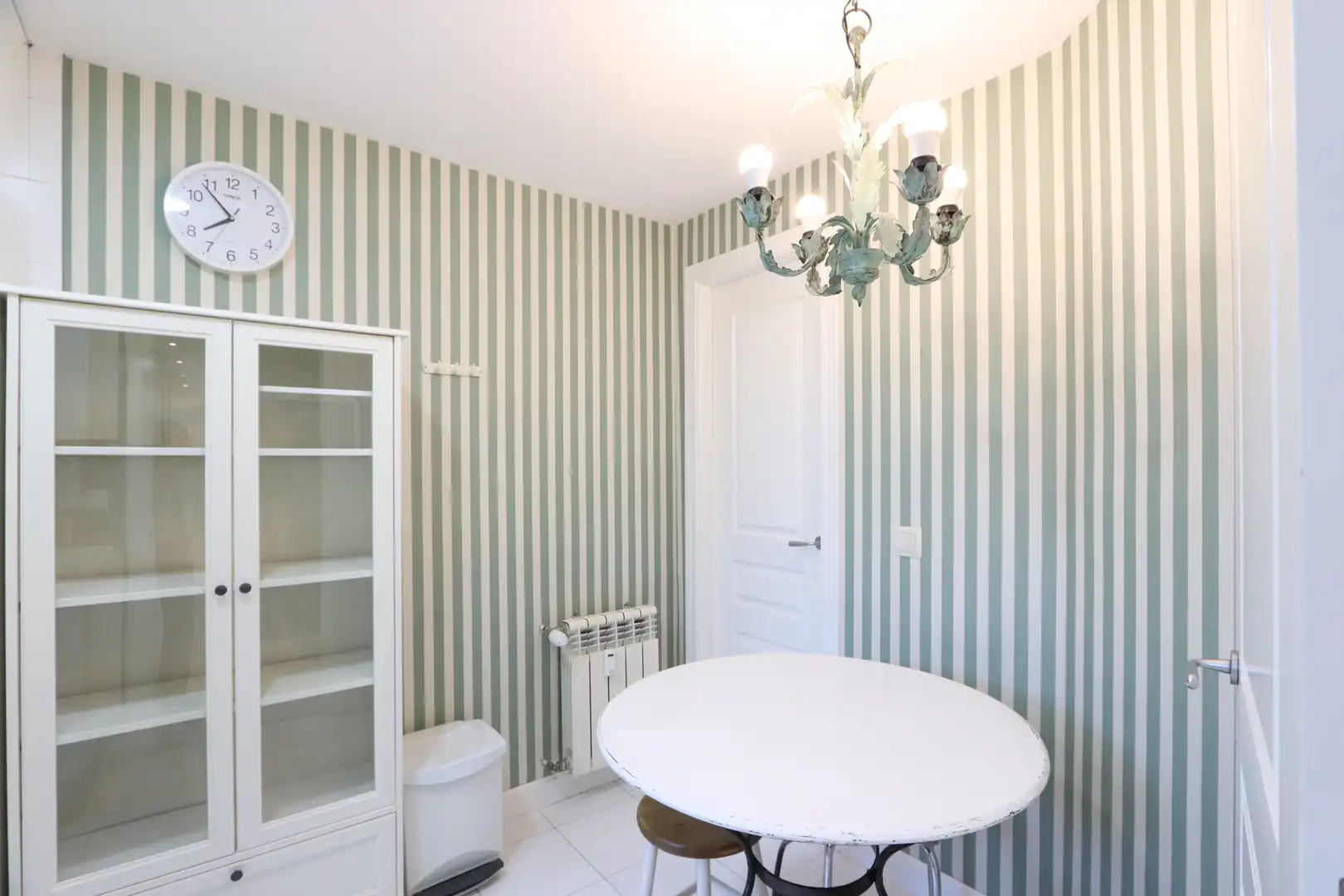 Comedor de Piso de alquiler en Madrid con Aire acondicionado, Calefacción y Parquet