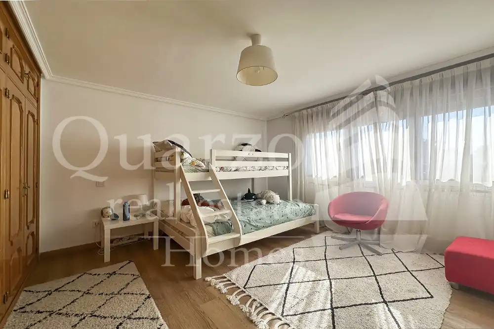 Bedroom of Houses for sale in Villaviciosa de Odón  with Air Conditioner, Heating and Private garden