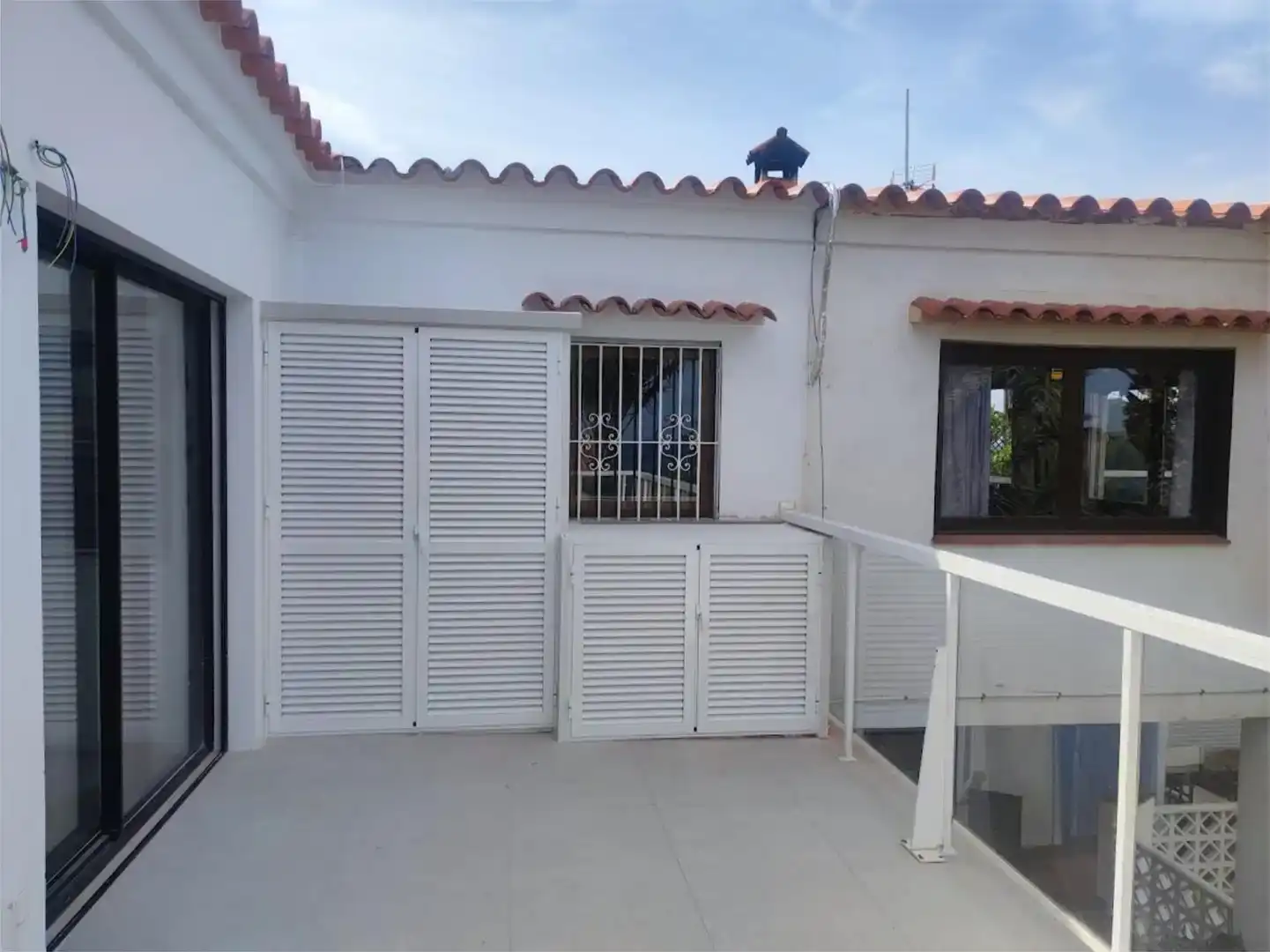 Balcony of Flat for rent in Dénia  with Air Conditioner, Private garden and Storage room