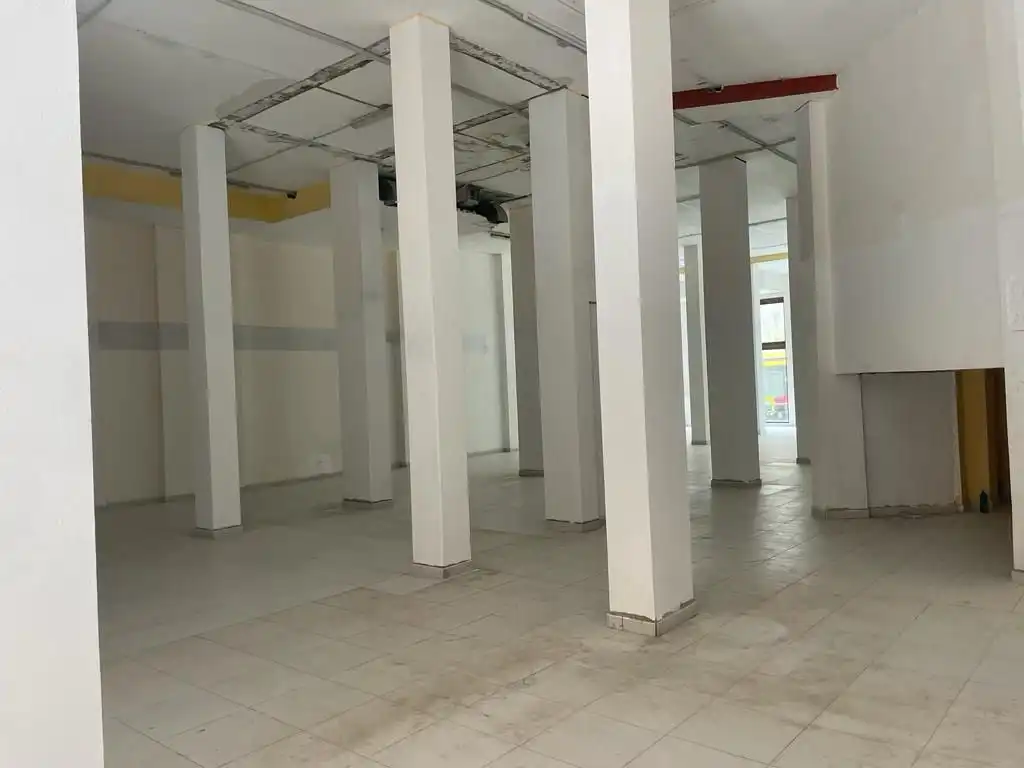 Gewerbefläche zur Miete in Avenida José Mesa y López, imagen 17