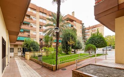 Exterior view of Flat for sale in  Granada Capital  with Air Conditioner, Heating and Terrace