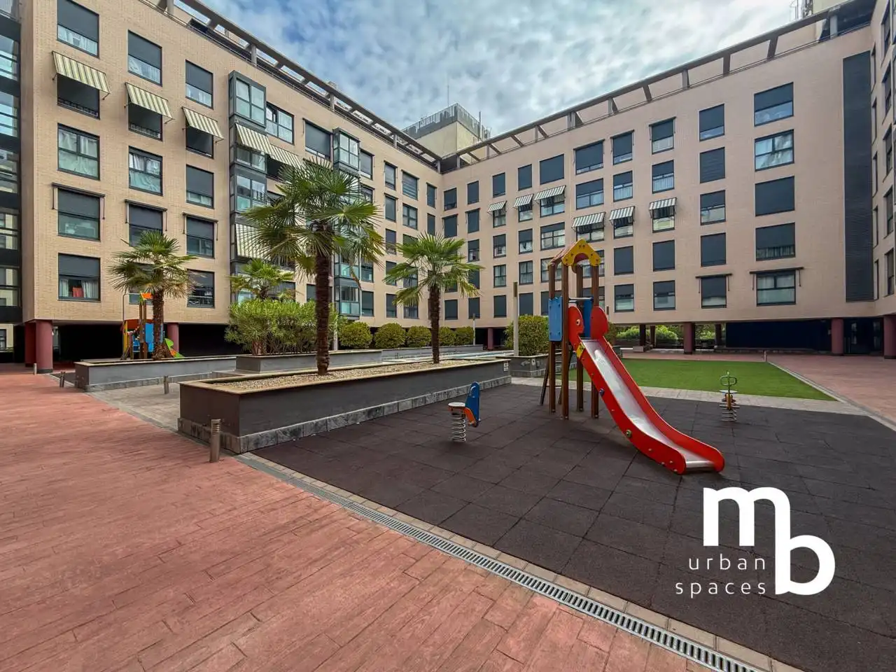 Terrace of Flat for rent in Madrid  with Air Conditioner, Heating and Swimming Pool