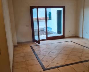 Apartament en venda en Navalcarnero amb Calefacció, Jardí privat i Traster