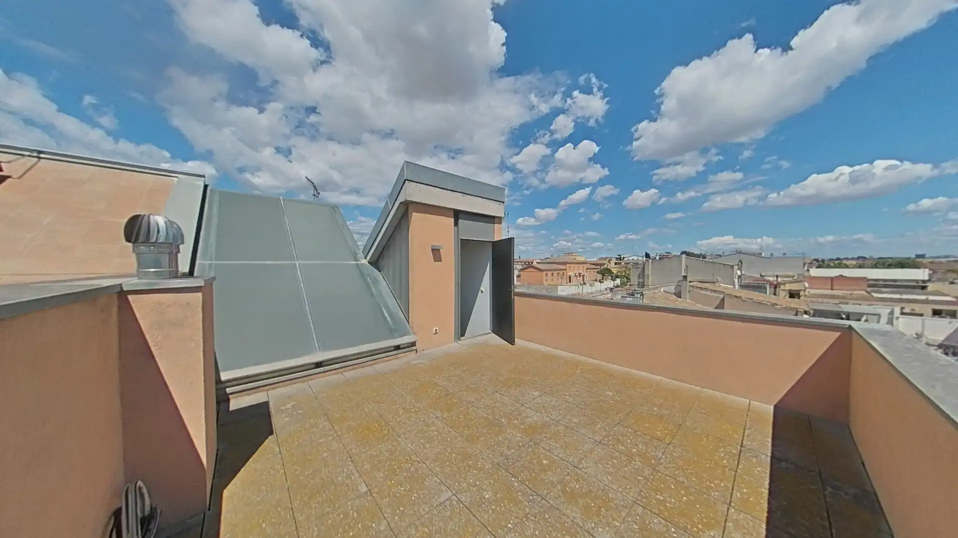 Terrassa de Edifici en venda en Santa Margarida I Els Monjos