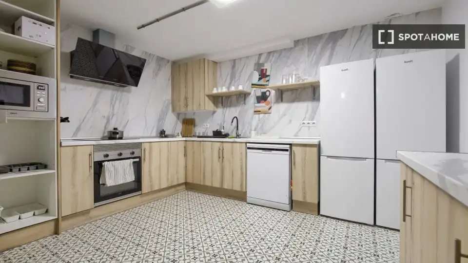 Room in Conde Orgaz - Piovera